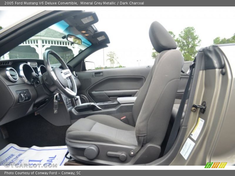 Mineral Grey Metallic / Dark Charcoal 2005 Ford Mustang V6 Deluxe Convertible