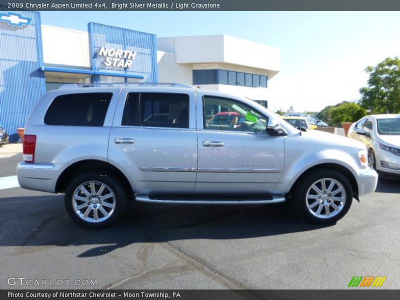 Bright Silver Metallic / Light Graystone 2009 Chrysler Aspen Limited 4x4