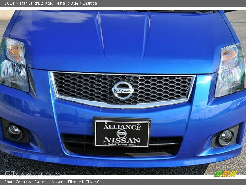 Metallic Blue / Charcoal 2011 Nissan Sentra 2.0 SR