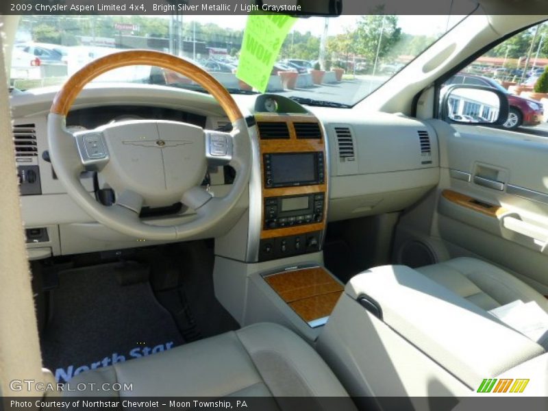 Bright Silver Metallic / Light Graystone 2009 Chrysler Aspen Limited 4x4