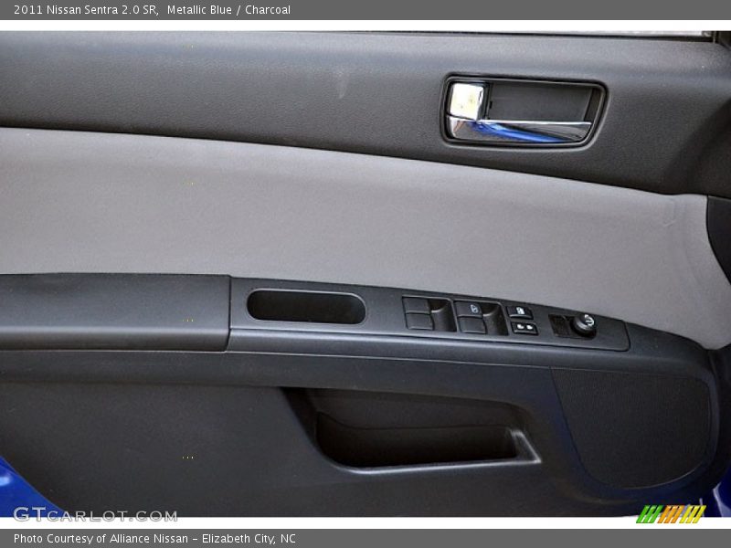 Metallic Blue / Charcoal 2011 Nissan Sentra 2.0 SR