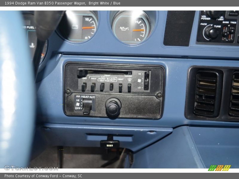 Controls of 1994 Ram Van B350 Passenger Wagon