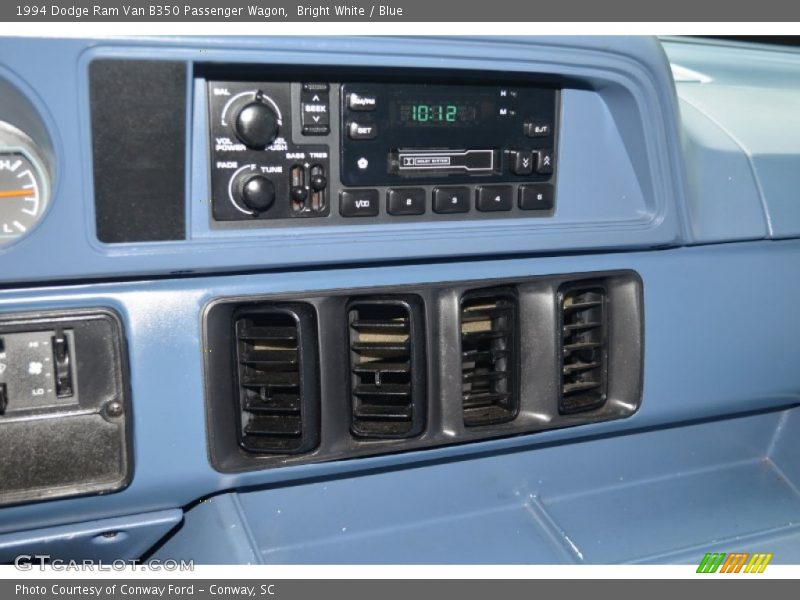 Controls of 1994 Ram Van B350 Passenger Wagon