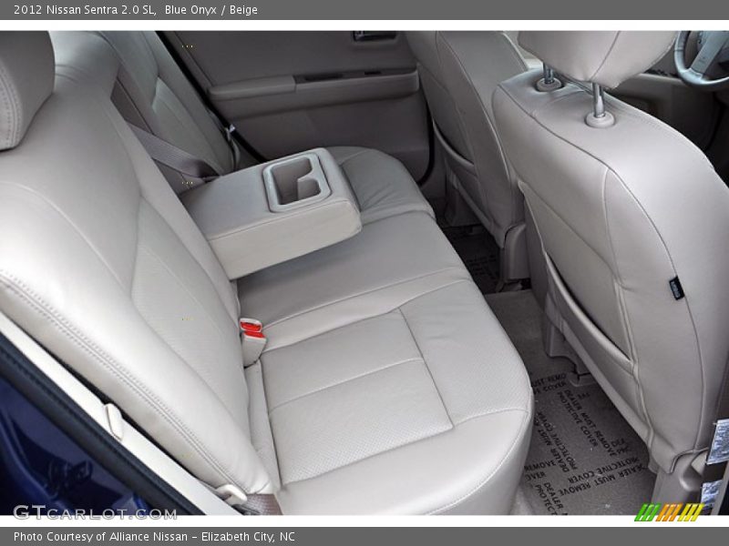 Rear Seat of 2012 Sentra 2.0 SL