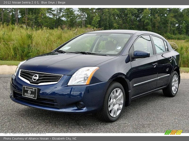 Front 3/4 View of 2012 Sentra 2.0 S