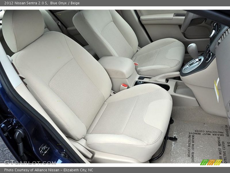 Front Seat of 2012 Sentra 2.0 S