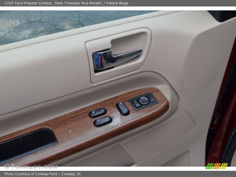 Dark Toreador Red Metallic / Pebble Beige 2005 Ford Freestar Limited