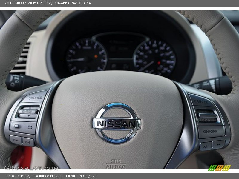 Cayenne Red / Beige 2013 Nissan Altima 2.5 SV