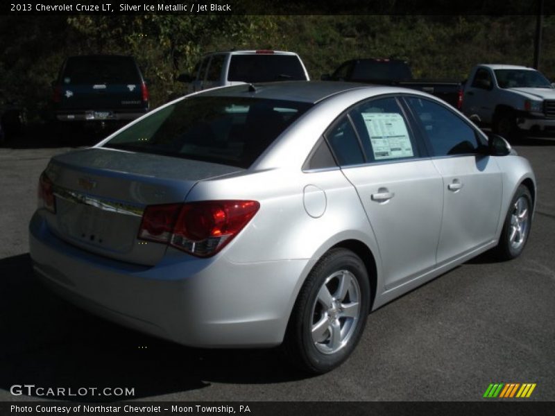 Silver Ice Metallic / Jet Black 2013 Chevrolet Cruze LT