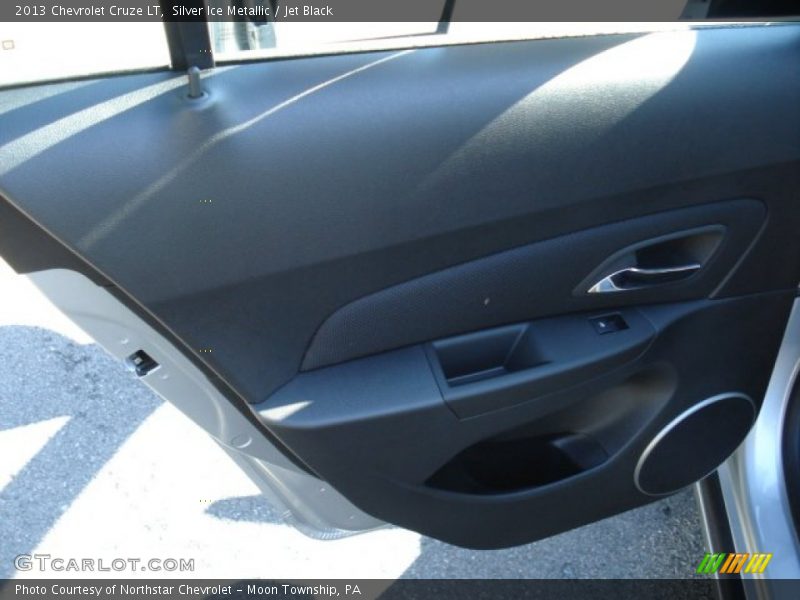 Silver Ice Metallic / Jet Black 2013 Chevrolet Cruze LT