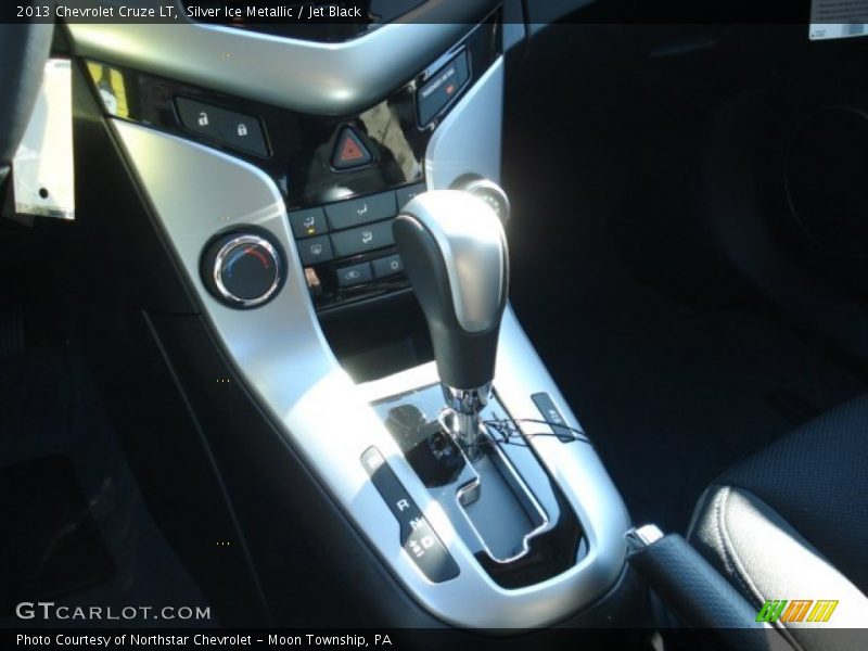 Silver Ice Metallic / Jet Black 2013 Chevrolet Cruze LT