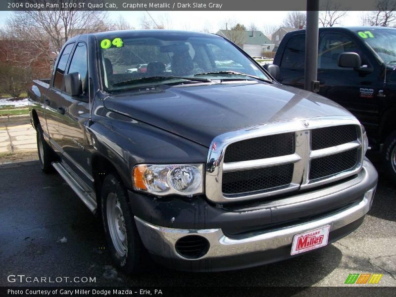 Graphite Metallic / Dark Slate Gray 2004 Dodge Ram 1500 ST Quad Cab