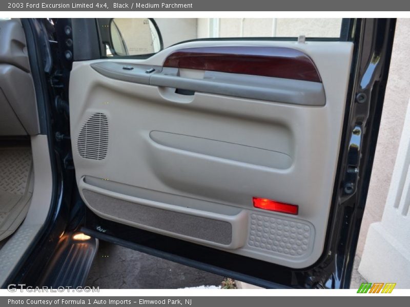 Black / Medium Parchment 2003 Ford Excursion Limited 4x4