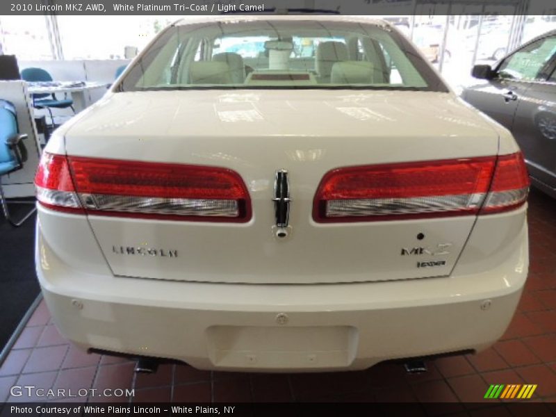 White Platinum Tri-Coat / Light Camel 2010 Lincoln MKZ AWD