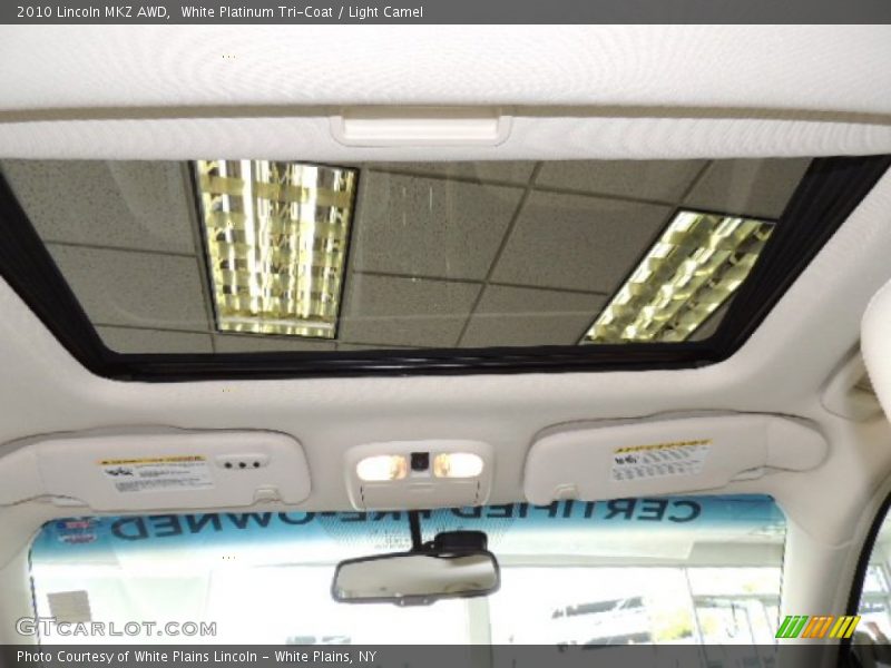 White Platinum Tri-Coat / Light Camel 2010 Lincoln MKZ AWD