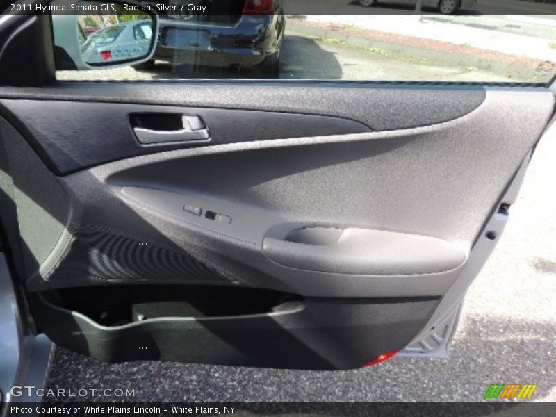 Radiant Silver / Gray 2011 Hyundai Sonata GLS