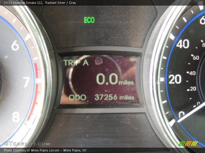 Radiant Silver / Gray 2011 Hyundai Sonata GLS