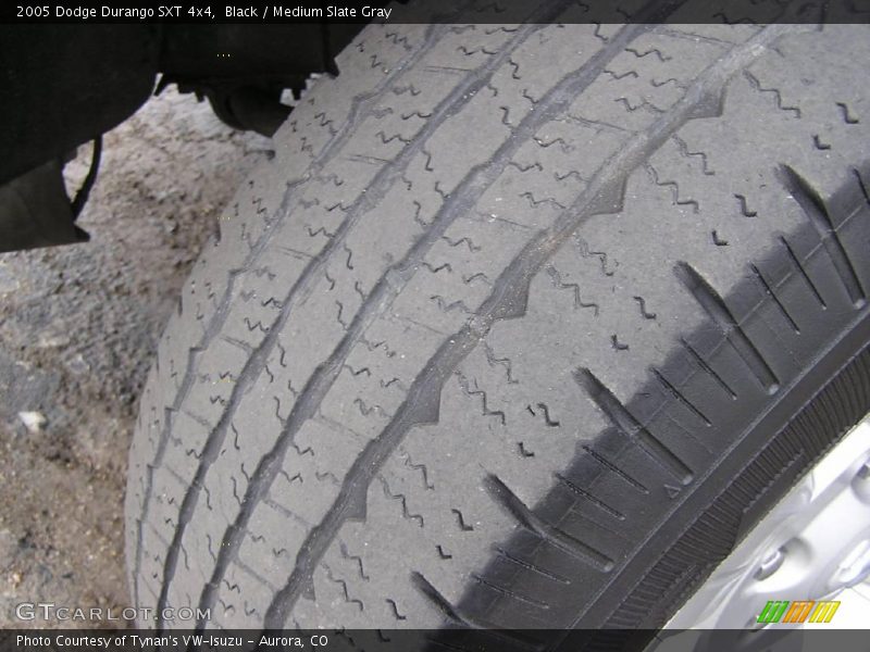Black / Medium Slate Gray 2005 Dodge Durango SXT 4x4