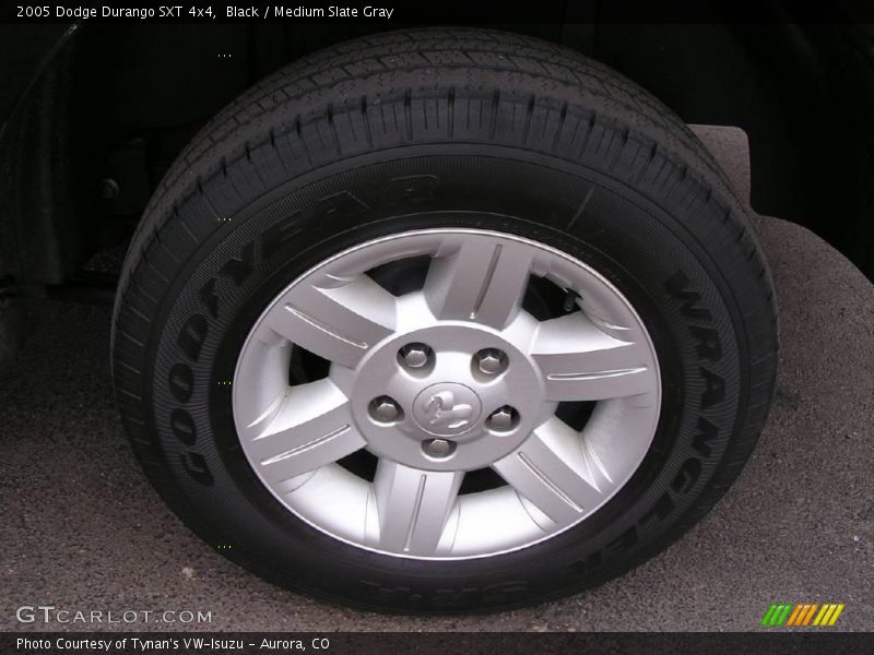 Black / Medium Slate Gray 2005 Dodge Durango SXT 4x4