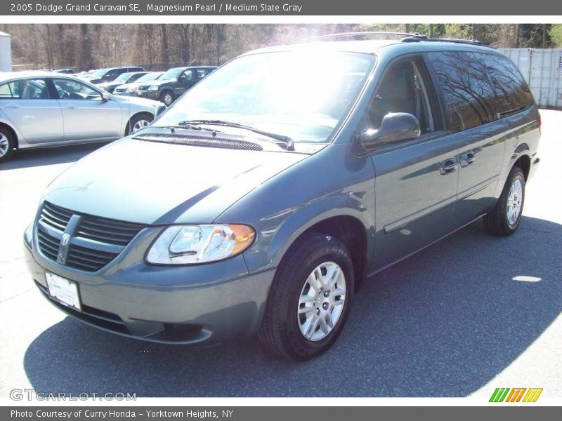 Magnesium Pearl / Medium Slate Gray 2005 Dodge Grand Caravan SE