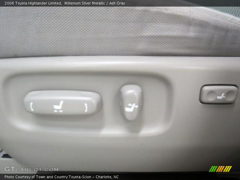 Millenium Silver Metallic / Ash Gray 2006 Toyota Highlander Limited