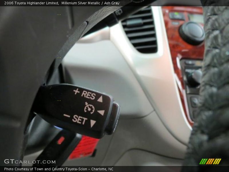 Millenium Silver Metallic / Ash Gray 2006 Toyota Highlander Limited