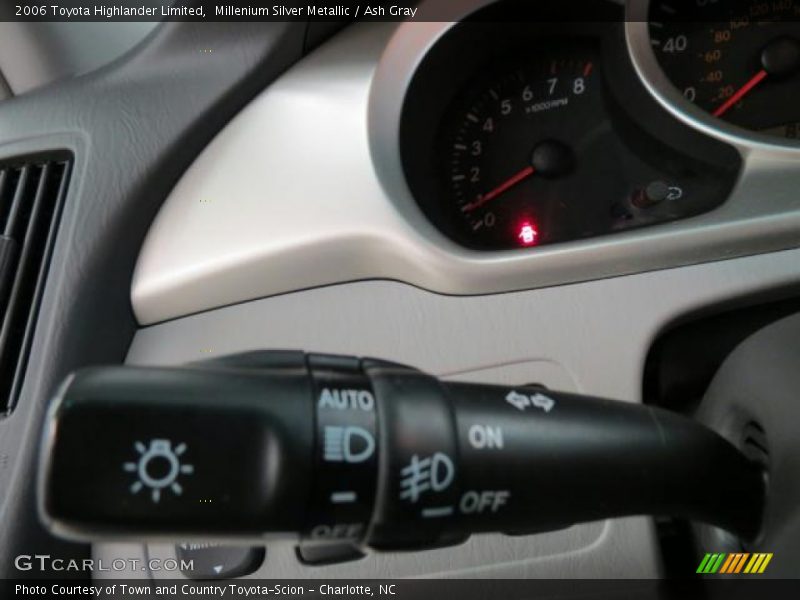 Millenium Silver Metallic / Ash Gray 2006 Toyota Highlander Limited