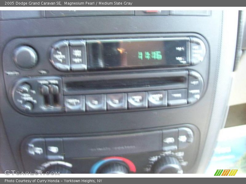 Magnesium Pearl / Medium Slate Gray 2005 Dodge Grand Caravan SE