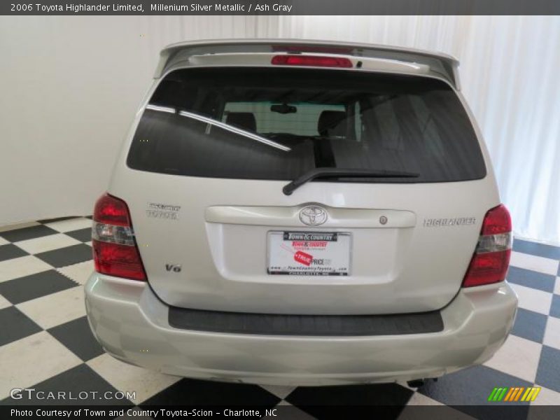 Millenium Silver Metallic / Ash Gray 2006 Toyota Highlander Limited