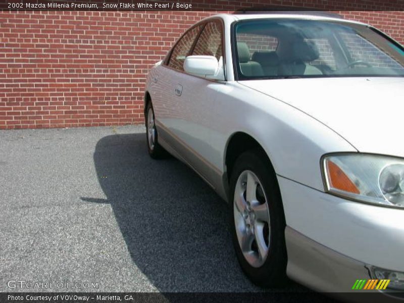 Snow Flake White Pearl / Beige 2002 Mazda Millenia Premium