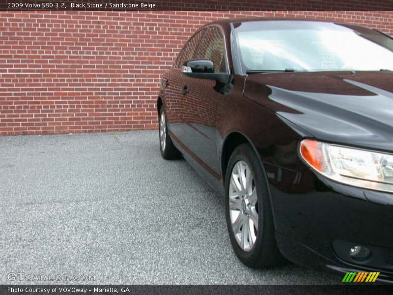 Black Stone / Sandstone Beige 2009 Volvo S80 3.2