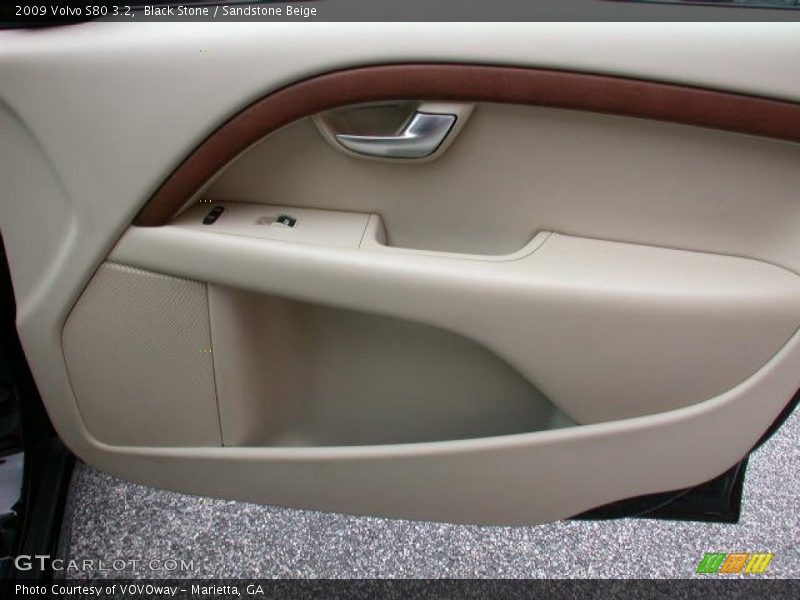 Black Stone / Sandstone Beige 2009 Volvo S80 3.2