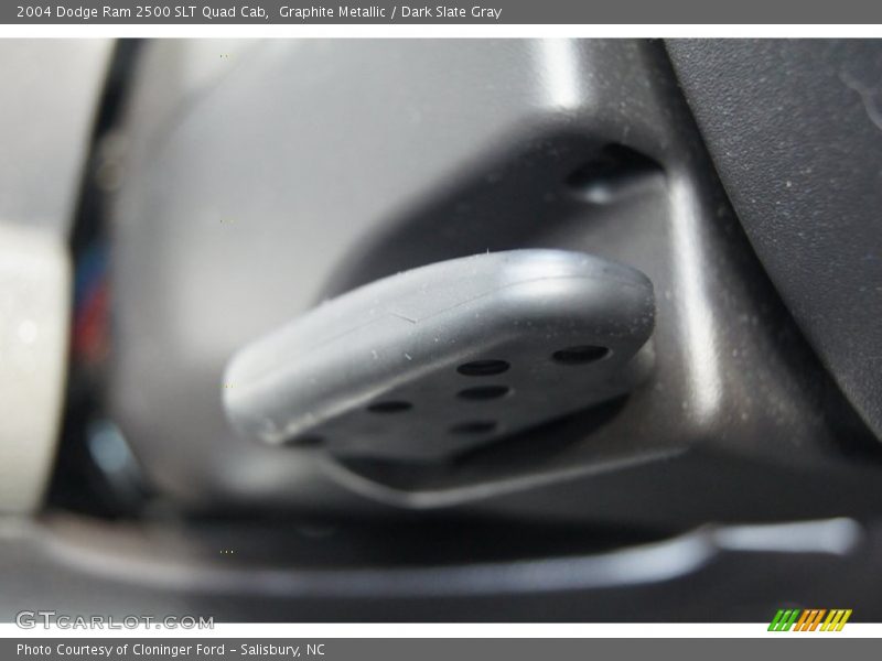 Graphite Metallic / Dark Slate Gray 2004 Dodge Ram 2500 SLT Quad Cab