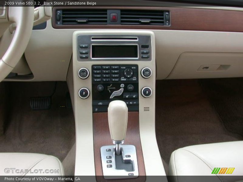 Black Stone / Sandstone Beige 2009 Volvo S80 3.2