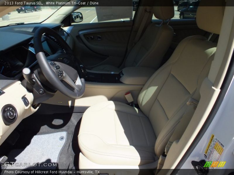 White Platinum Tri-Coat / Dune 2013 Ford Taurus SEL