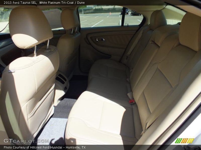 White Platinum Tri-Coat / Dune 2013 Ford Taurus SEL