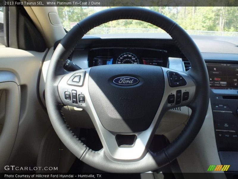 White Platinum Tri-Coat / Dune 2013 Ford Taurus SEL