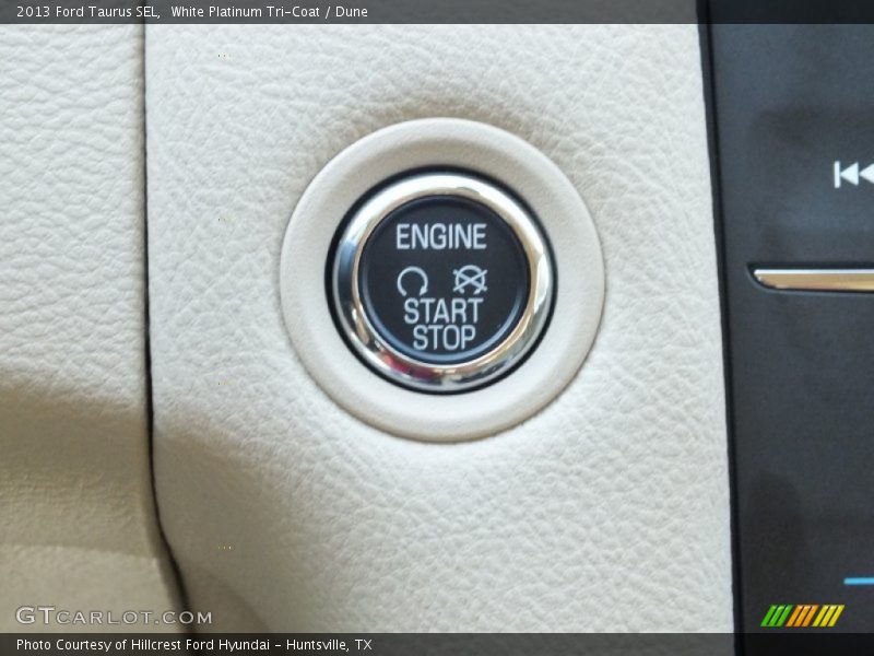 White Platinum Tri-Coat / Dune 2013 Ford Taurus SEL