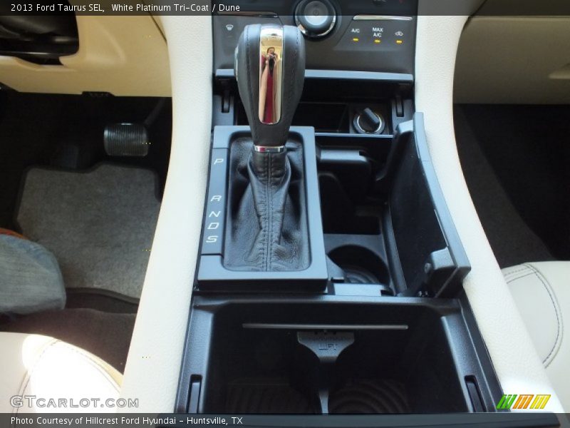 White Platinum Tri-Coat / Dune 2013 Ford Taurus SEL