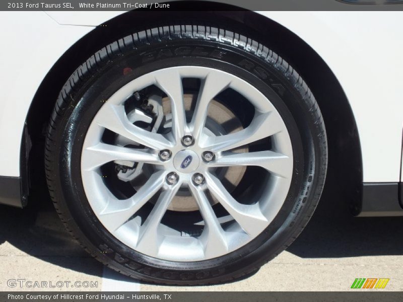 White Platinum Tri-Coat / Dune 2013 Ford Taurus SEL