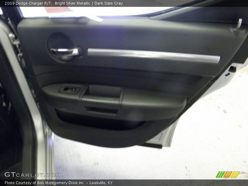 Bright Silver Metallic / Dark Slate Gray 2009 Dodge Charger R/T
