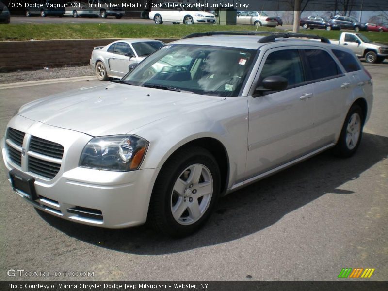 Bright Silver Metallic / Dark Slate Gray/Medium Slate Gray 2005 Dodge Magnum SXT