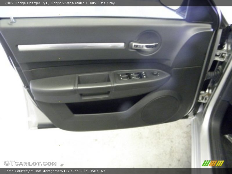 Bright Silver Metallic / Dark Slate Gray 2009 Dodge Charger R/T