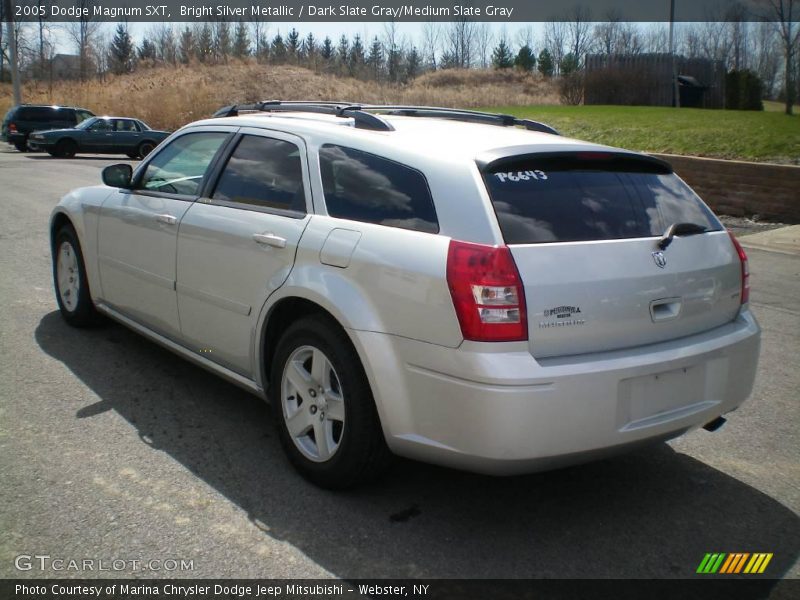 Bright Silver Metallic / Dark Slate Gray/Medium Slate Gray 2005 Dodge Magnum SXT