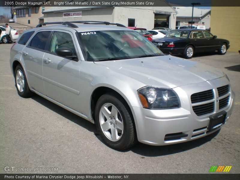 Bright Silver Metallic / Dark Slate Gray/Medium Slate Gray 2005 Dodge Magnum SXT