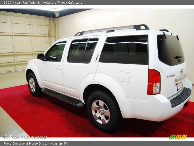 Avalanche White / Cafe Latte 2009 Nissan Pathfinder S