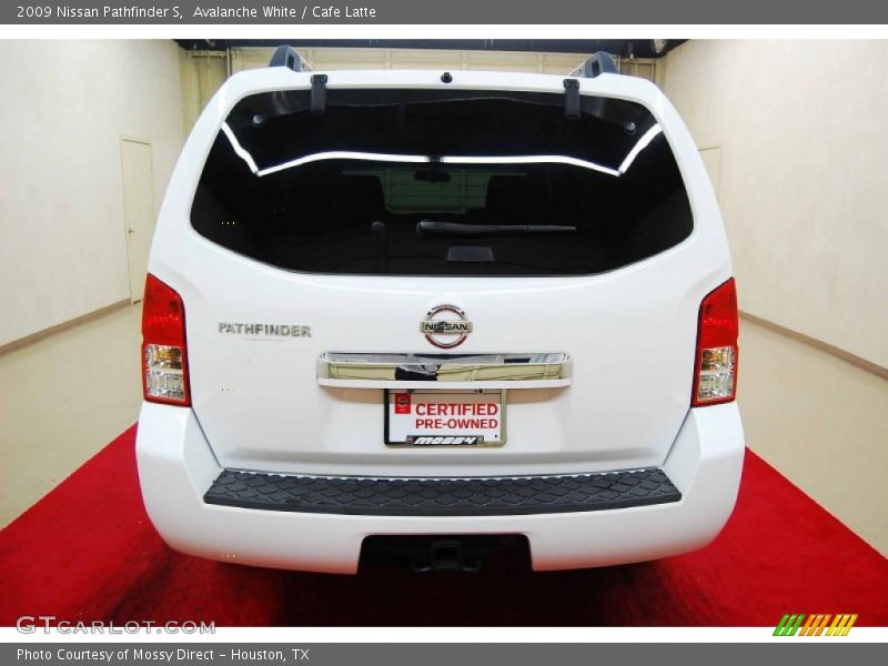 Avalanche White / Cafe Latte 2009 Nissan Pathfinder S