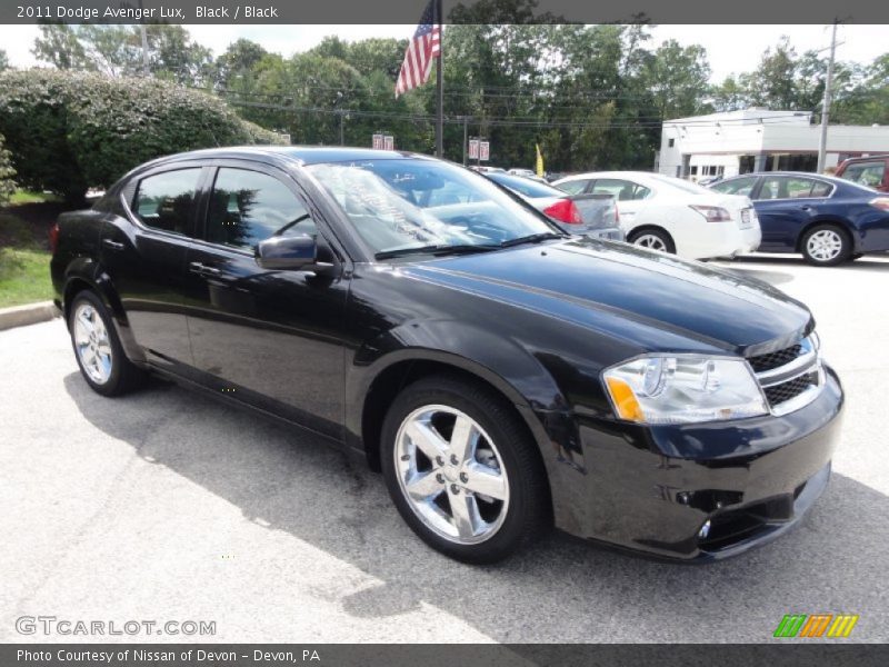 Black / Black 2011 Dodge Avenger Lux