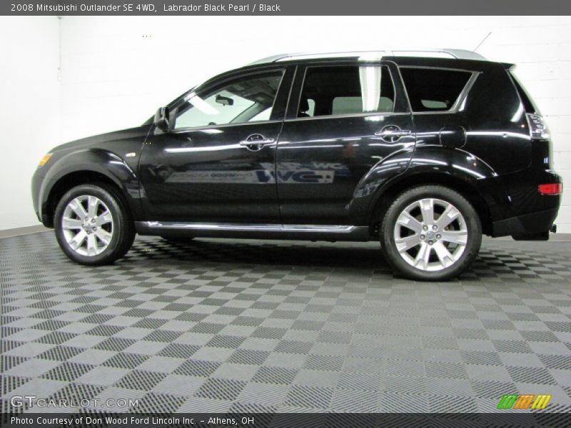 Labrador Black Pearl / Black 2008 Mitsubishi Outlander SE 4WD