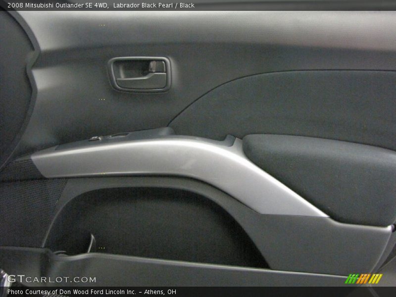 Labrador Black Pearl / Black 2008 Mitsubishi Outlander SE 4WD